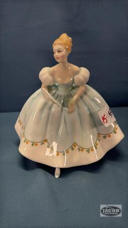 ROYAL DOULTON "FIRST DANCE"