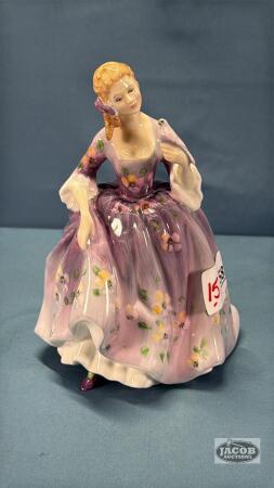 ROYAL DOULTON "NICOLA"