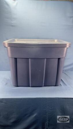 RUBBERMAID ROUGHNECK TOTE