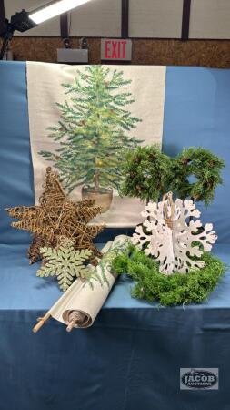 CHRISTMAS DECORATION LOT