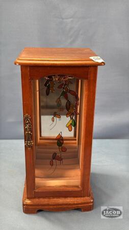 NECKLACE CABINET