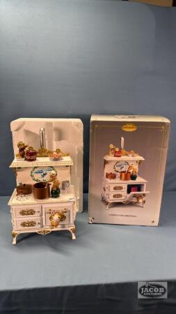 CHRISTMAS MUSICAL COOKSTOVE ORNAMENT