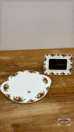 ROYAL ALBERT "OLD COUNTRY ROSES" LOT