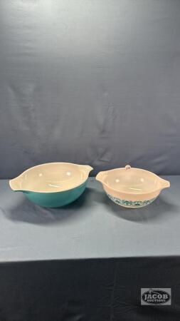 (2) PYREX MIXING BOWLS
