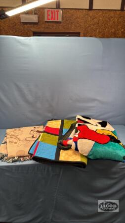 MICKEY MOUSE QUILT, THROW AND BLANKET