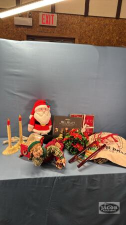 ASSORTED CHRISTMAS DECORATION LOT