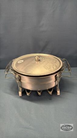 PYREX 1.5QT CASSEROLE IN ALUMINUM FRAME
