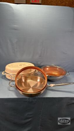 KITCHENWARE LOT