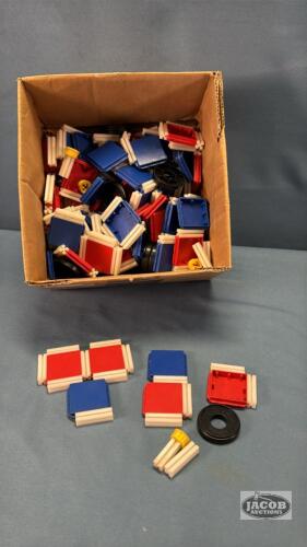 APPROX. 300 PCS BUILD-O-FUN BY TUPPER TOYS