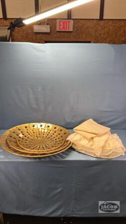 (3) DECORATIVE METAL TRAYS
