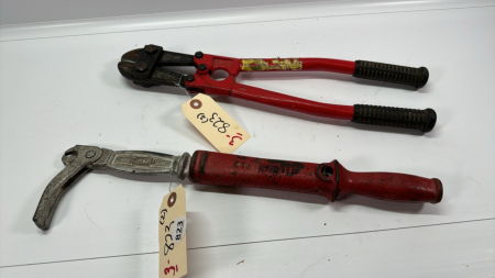 18in Bolt Cutter & ATF 18in Nail Puller