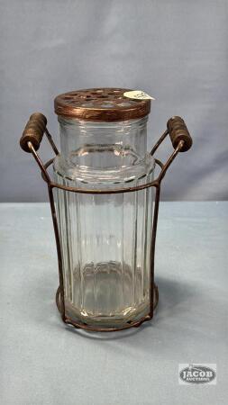 8IN FLOWER VASE IN WIRE STAND