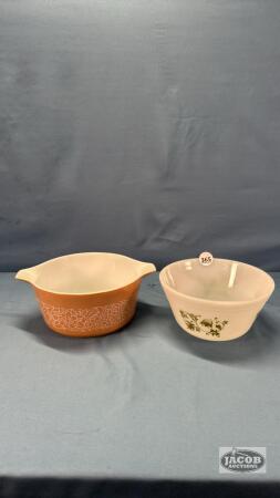 7IN FIRE KING BOWL & 7IN PYREX CASSEROLE
