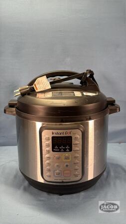 INSTAPOT ELECTRIC 8QT PRESSURE COOKER