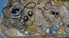 ASSORTED JEWELLERY LOT - 4