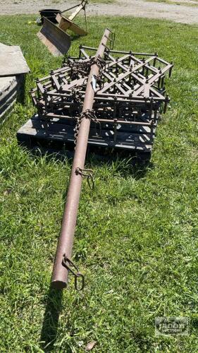 SET OF FIVE DIAMOND HARROWS WITH POLE