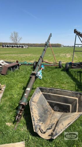APPROX. 40FT X 6IN GRAIN AUGER