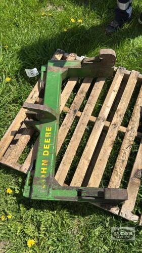 JOHN DEERE CATEGORY 2 QUICK HITCH