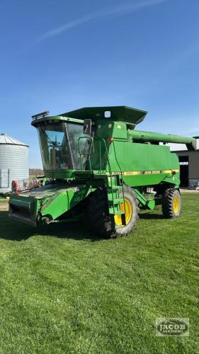 JOHN DEERE 9500 DIESEL COMBINE