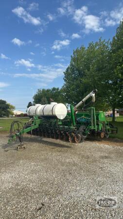 GREAT PLAINS SOLID STAND 15FT NO-TILL SEED DRILL