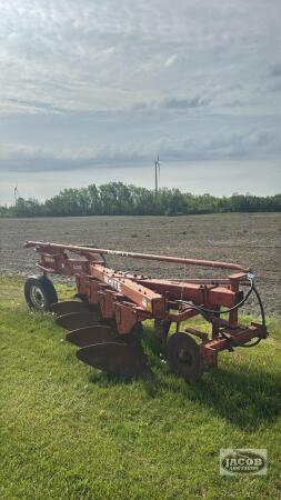 WHITE 508 FOUR FURROW PLOW