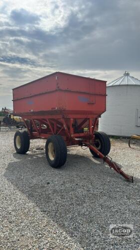 KILLBROS 400BU GRAVITY WAGON