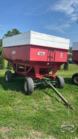 MARKET 250BU GRAVITY WAGON
