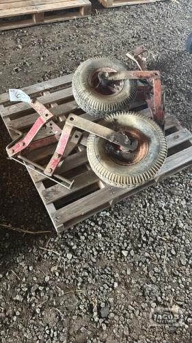 PAIR OF GAUGE WHEELS