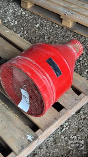 B&W MFG. GRAIN BIN AERATOR FAN HEAD