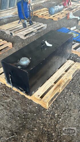 STEEL SLIP TANK