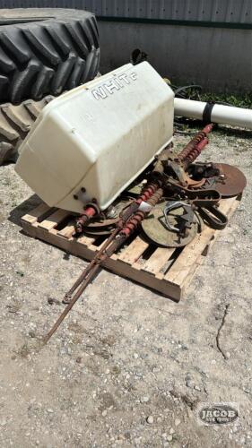 QUANTITY OF WHITE DRY FERTILIZER OPENERS, HOPPER