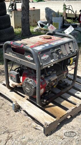 BRIGGS AND STRATTON 7000WATT GENERATOR
