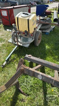 30GAL AGRO TREND TRAIL SPRAYER WITH 7FT BOOM