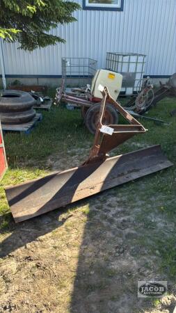 7FT 3PTH SCRAPER BLADE