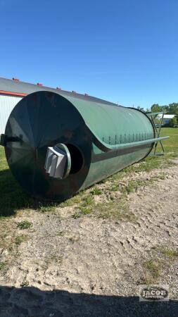 24FT TALL STEEL FEED BIN WITH VENTED LID
