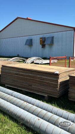 APPROX. 40 SHEETS OF USED T AND G SHEETING