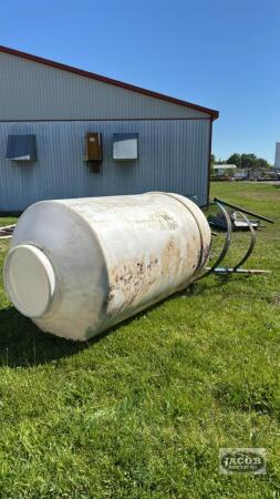 12FT POLY TANK, MISSING LID