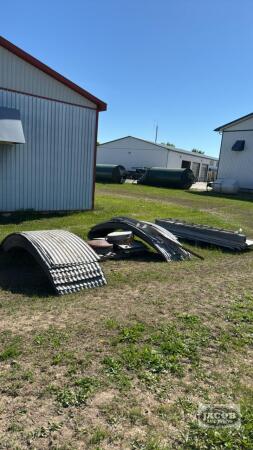 (2) 19FT GRAINERY (MAY NOT BE COMPLETE)