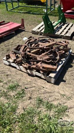 QUANTITY OF VIBRA SHANK CULTIVATOR TEETH