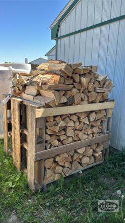 SKID OF MAPLE HARDWOOD FIRE WOOD
