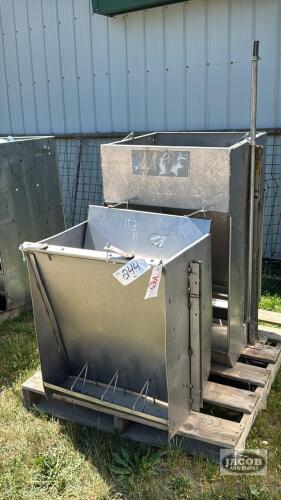 (2) UNMATCHED STAINLESS STEEL WET DRY FEEDERS