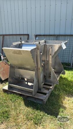 (3) STAINLESS STEEL WET DRY FEEDERS