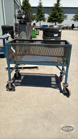ROLLING METAL BASKET