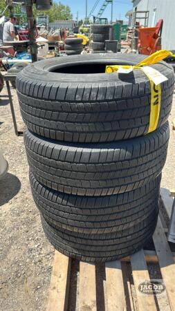 (4) MICHELIN 275/65R18 TIRES