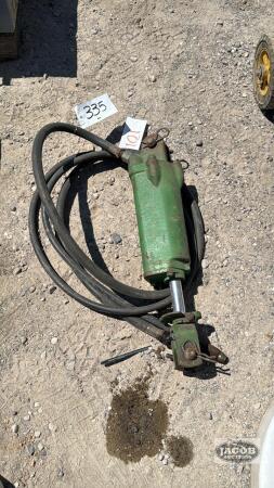 JOHN DEERE HYDRAULIC CYLINDER
