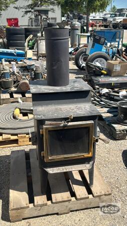 WARNOCH HERSEY SMALL WOODSTOVE