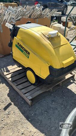 KARCHER HDS PRESSURE WASHER- NO HOSES