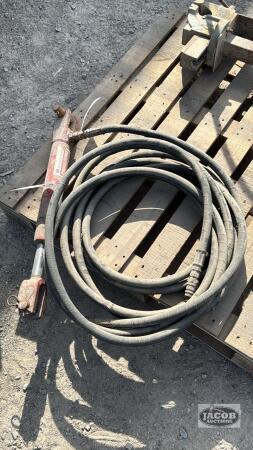 APPROX. 12IN INT. HYDRAULIC CYLINDER