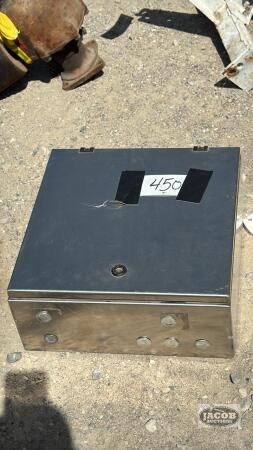 16IN X 16IN X 7IN DEEP STAINLESS STEEL BOX