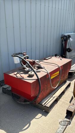 STEEL SLIP TANK